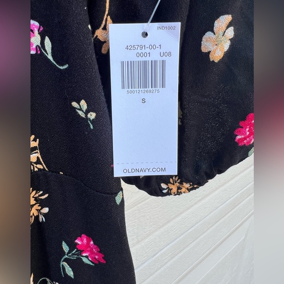 NWT OLD NAVY Fit and Flare Crepe Midi Dress - Picture 2 of 7